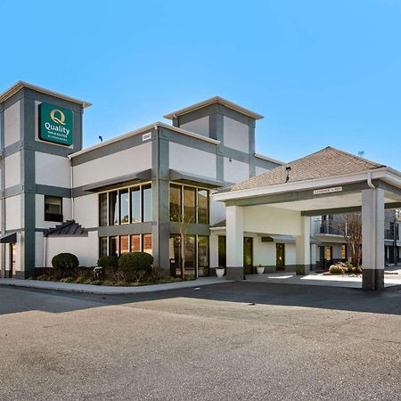 Quality Inn & Suites Matthews - Charlotte Экстерьер фото