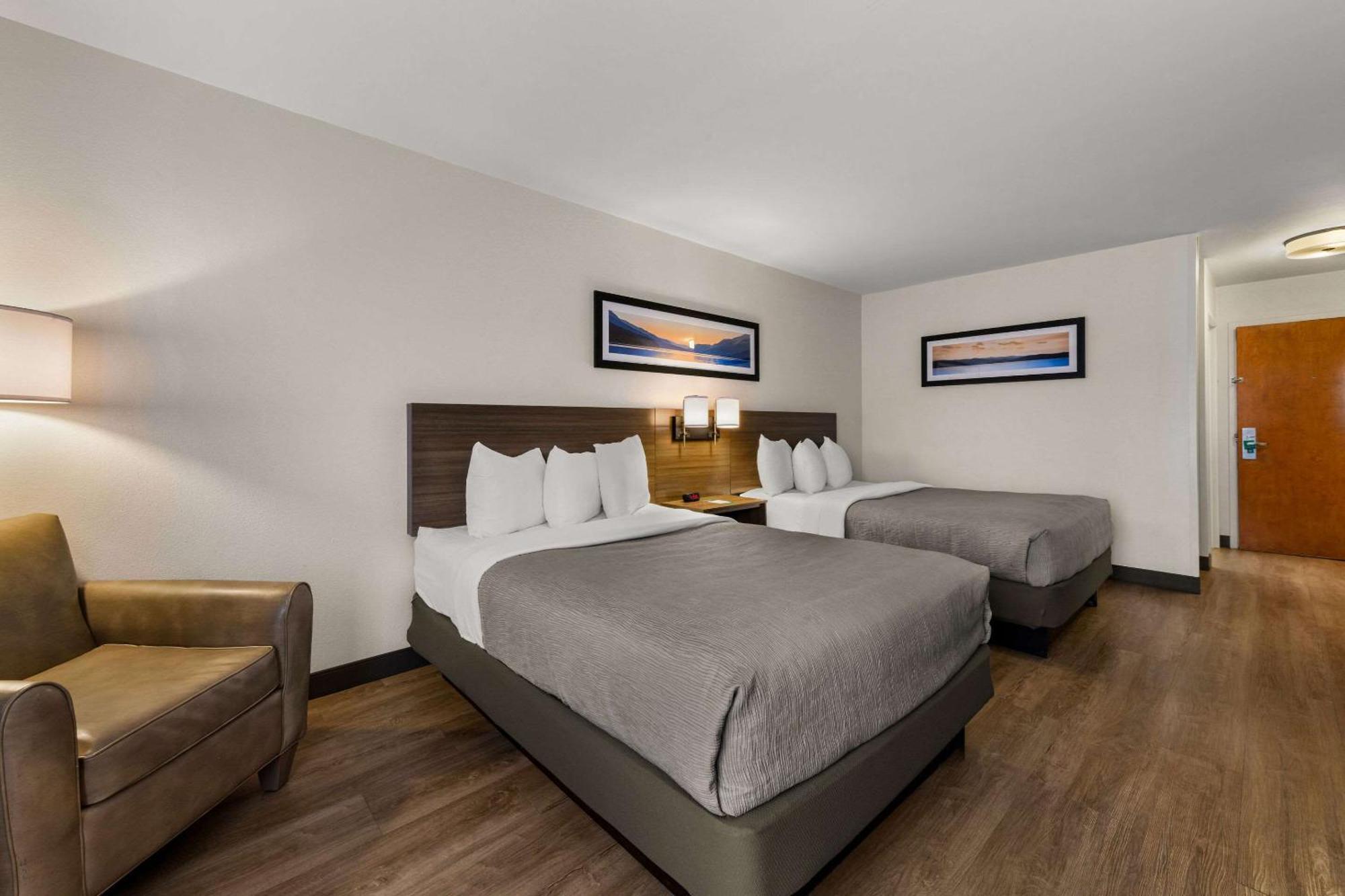 Quality Inn & Suites Matthews - Charlotte Экстерьер фото