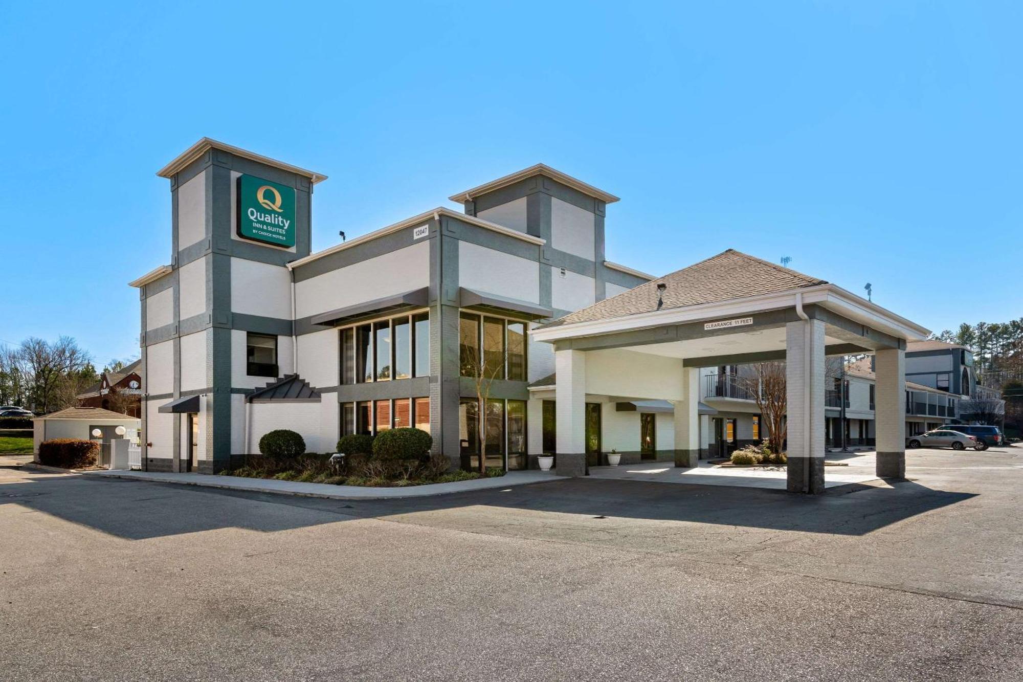 Quality Inn & Suites Matthews - Charlotte Экстерьер фото